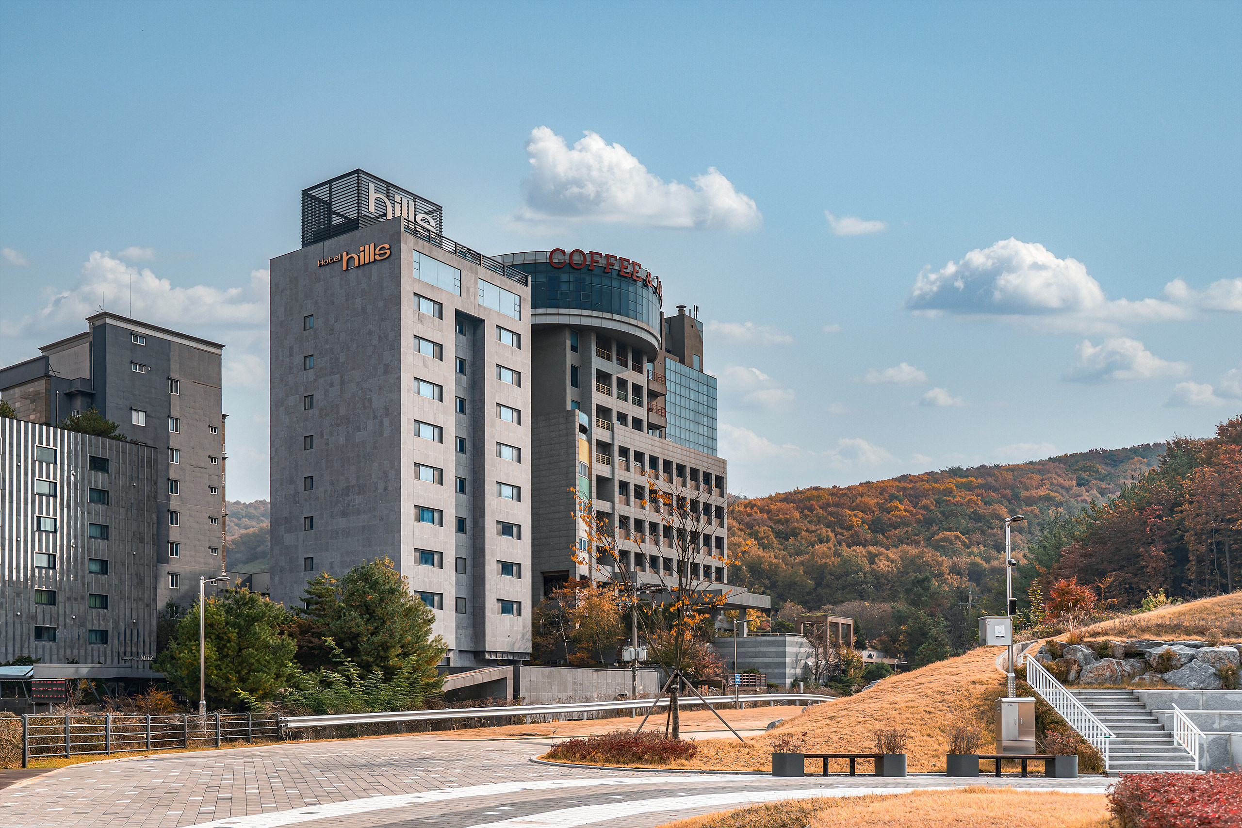힐즈호텔 외관